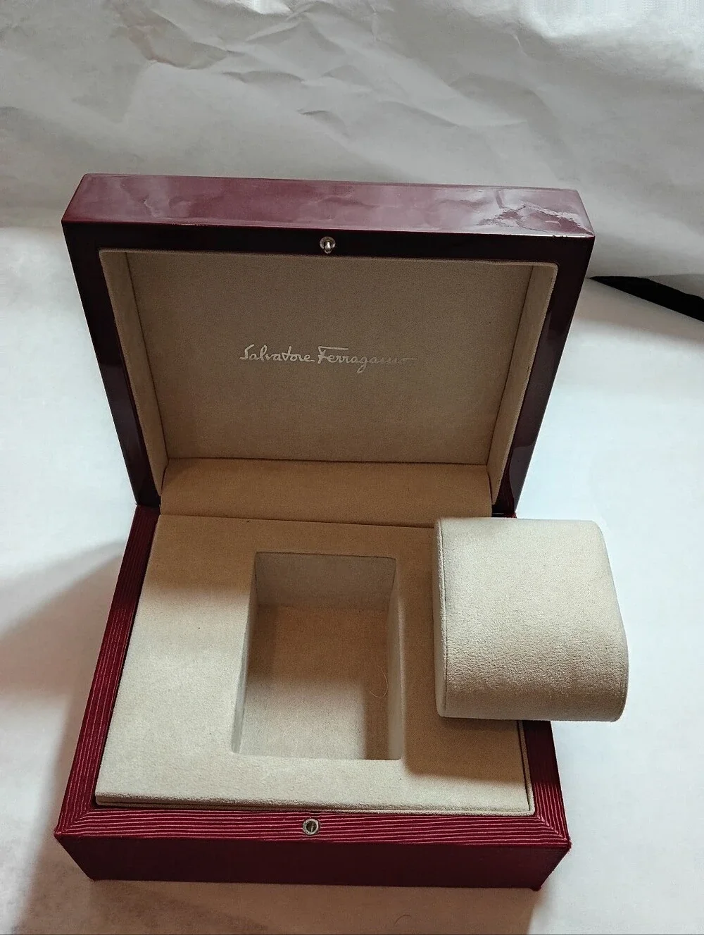 Salvatore Ferragamo watch box ONLY